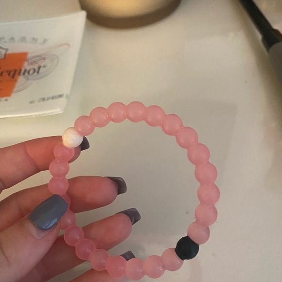 Pink Lokai Braclet - Picture 4 of 4